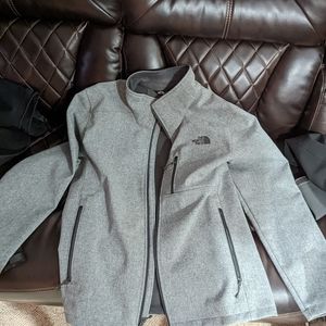 The north face jacket. Size Large. Like new.